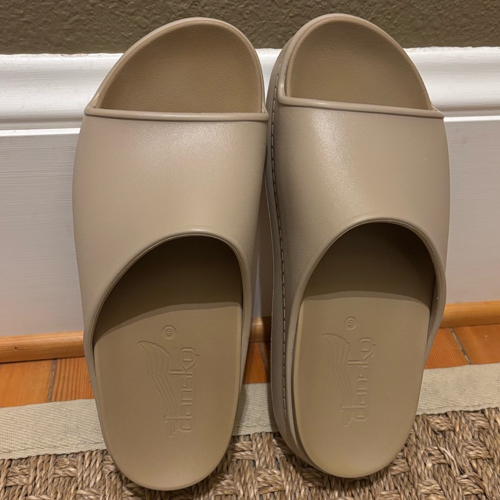 Dansko Beige Slide Sandals - Picture 4 of 7